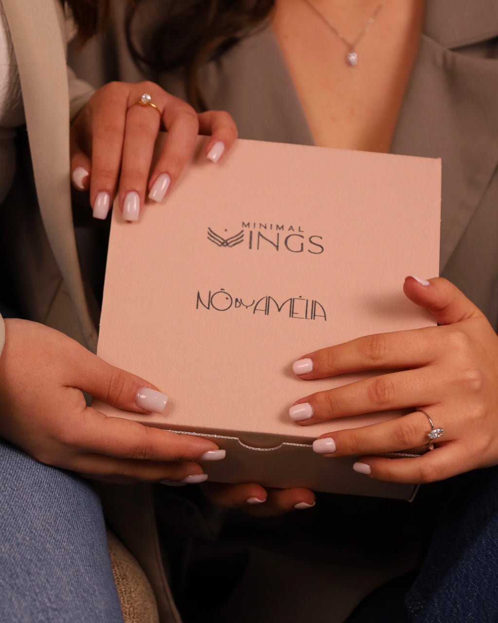 Minimal Wings x NÔ